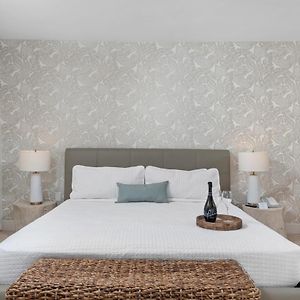 Studio King Bed Apartment