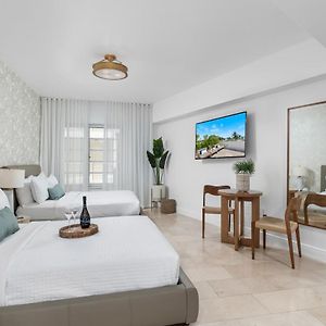 Studio Apartment Two Double Beds